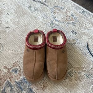 UGG Tan Slippers with Red Accent